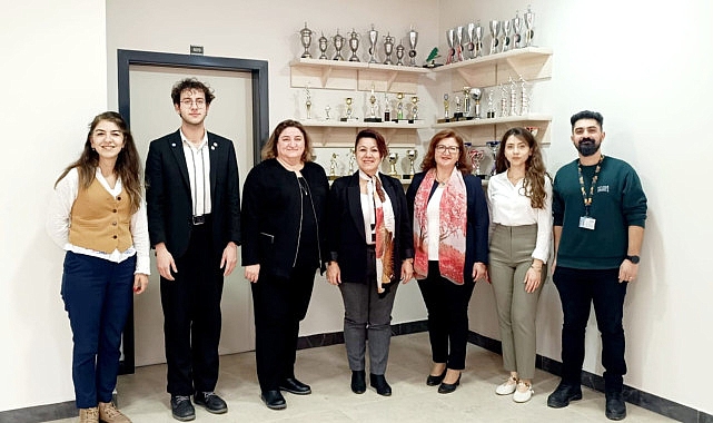 EÜ Hemşirelik Fakültesi “II. Milletlerarası Türk Devletleri Hemşirelik Eğitimi Sempozyumu”na konut sahipliği yaptı