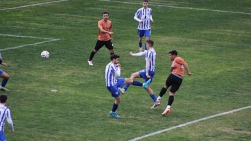 EÜ Spor Kulübü ve Denizspor yenişemedi