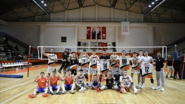 İnegöl Belediyespor Set Vermedi