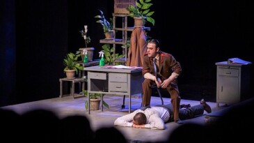 Kent Tiyatroları’nın “Çok Tuhaf Soruşturma” oyununa büyük ilgi