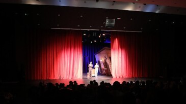 Kentin Tiyatrosu Ataşehir Seyircisiyle Birinci Kere Buluştu