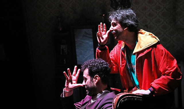 Kentin Tiyatrosu “Uçurtmanın Kuyruğu” Oyunu ile Ataşehir’de