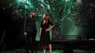 Kerem Alışık ve Evrim Alasya 2200 Şahsa Oynadı!