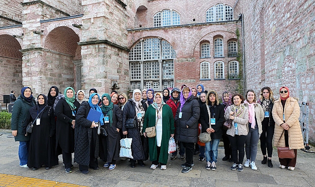 Küçükçekmece Belediyesi’nden Bayanlara Özel Seyahat: İstanbul’un Simgelerine Fiyatsız Seyahat Devam Ediyor