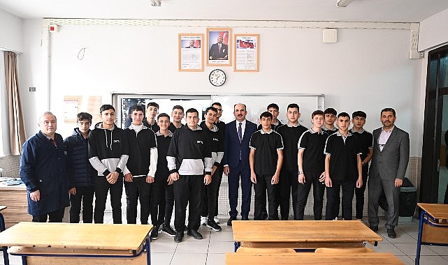 Lider Altay: “Üniversiteye Hazırlanan Öğrencilerimize Nakdi Takviyenin Birinci Ödemesini Yaptık”