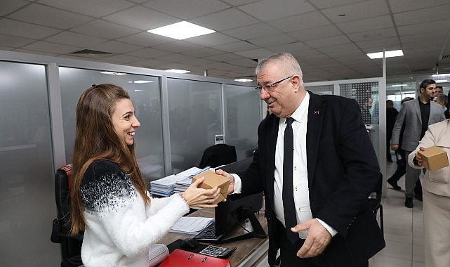 Lider Ertaş’tan çalışanın yeni yılını kutladı