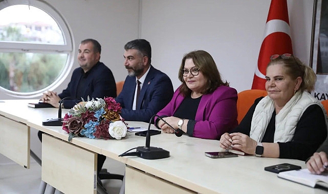 Lider Gençay, Muhtarlarla Yıl Sonu Kıymetlendirme Toplantısı Gerçekleştirdi