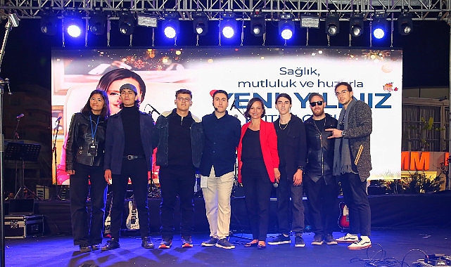 Lider Kınay’dan genç sanatkarlara takviye