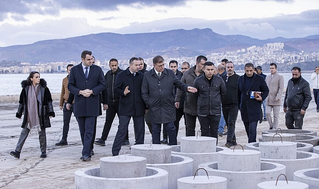 Lider Tugay Kordon’daki çalışmaları inceledi “Kordon daha inançlı, yeşil ve konforlu olacak