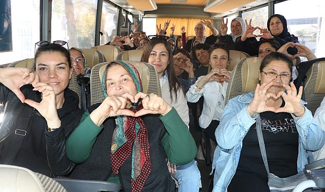 Manisa Büyükşehir Bayanları Toplumsal Hayatla Buluşturmaya Devam Ediyor