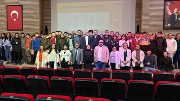Manisa Büyükşehir’den Öğrencilere İmtihan Telaşıyla Uğraş Takviyesi