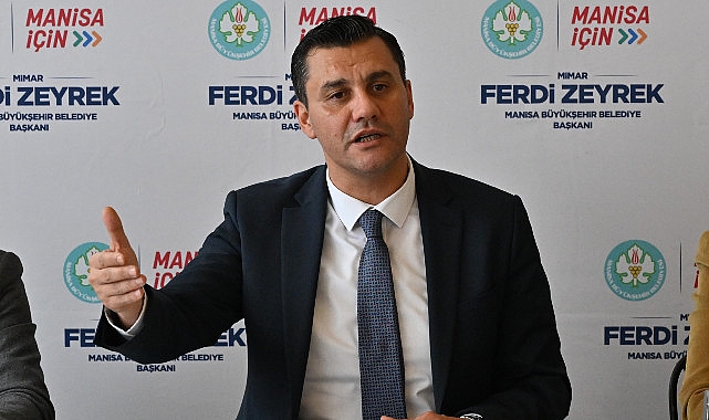 Manisa’da Tesirli Olan Kar Yağışına, Büyükşehir’den Ağır Müdahale