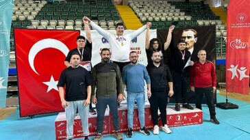 Nevşehir Belediyesi Atletleri Yarışa Damga Vurdu