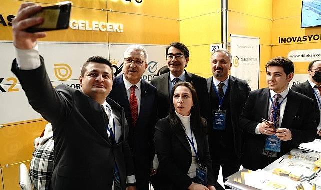 Rektör Prof. Dr. Budak, “Ege Meslek Fuarı, öğrencilere meslek planlarında yeni ufuklar açacak”