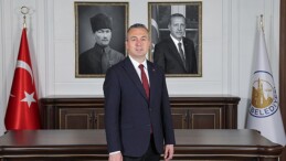 Sivas Belediye Lideri Dr. Adem Uzun, 10 Ocak Çalışan Gazeteciler Günü münasebetiyle bir kutlama iletisi yayınladı.