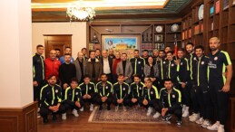 Suvermez Kapadokyaspor, Lider Rasim Arı’yı Ziyaret Etti