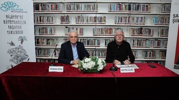 Adnan Özer ile ‘Şairin Şiir Evreni’nde seyahat