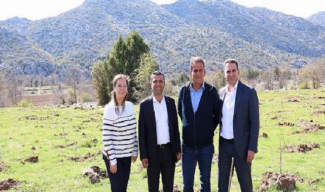 Antalya Büyükşehir Belediyesi İpek Böceği Yetiştiriciliğini Yeniden Canlandırıyor