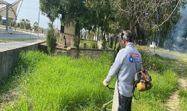 Antalya Büyükşehir Belediyesi Mezarlıklarda Bakım ve Onarım Çalışmalarını Sürdürüyor