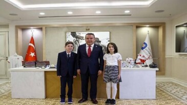 Antalya’da 23 Nisan Coşkusu ve Çocuk Başkan Devri