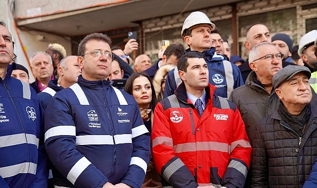 Avcılar’da Ekrem İmamoğlu’nun İştirakiyle Riskli Bina Yıkımı Yapıldı