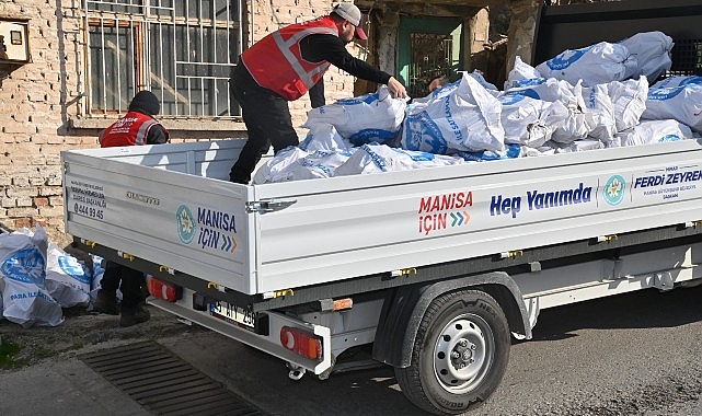 Binlerce Çuval Odun Gereksinim Sahiplerine Dağıtılıyor