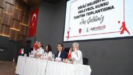 Dikili Belediyesi’nden Yoğun İlgi Gösteren Voleybol Kursu
