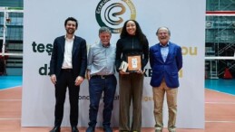 Eczacıbaşı Dynavit Kadın Voleybol Takımından Duygu Dolu Vedalar ve Teşekkürler