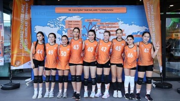 Eczacıbaşı Spor Kulübü Geleceğe Smaç 18. Gelişim Kadroları Turnuvası Antalya’da Başladı