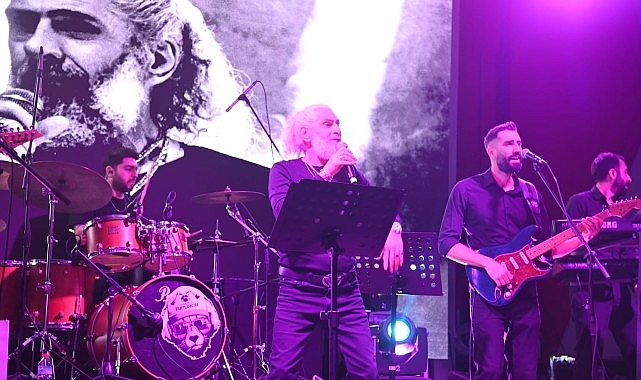 Efsanelerin Yapıtlarıyla Manisa’da Unutulmaz Gece