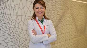 Erken Yaşta Kozmetik Kullanımının 5 Ziyanına Dikkat!