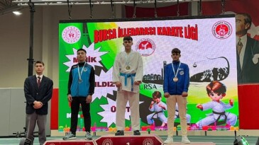 Geyveli Karateciler’den Bir Şampiyonluk, Bir İkincilik