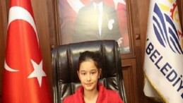 Gölcük’te 23 Nisan Coşkusu: Minik Başkan Aslı Çırak Görevinde