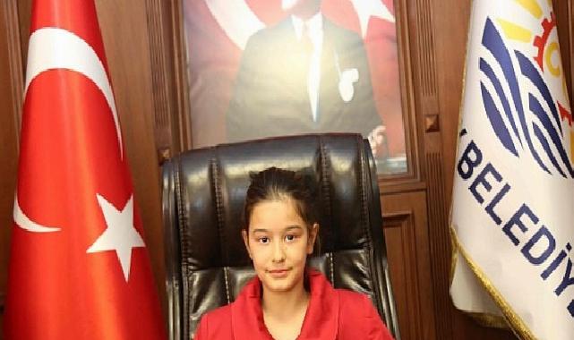 Gölcük’te 23 Nisan Coşkusu: Minik Başkan Aslı Çırak Görevinde