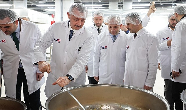 Her gün 1000 muhtaçlık sahibine yemek