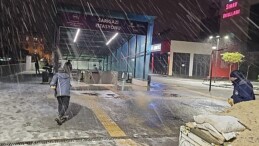 İstanbul’da Karla Uğraş