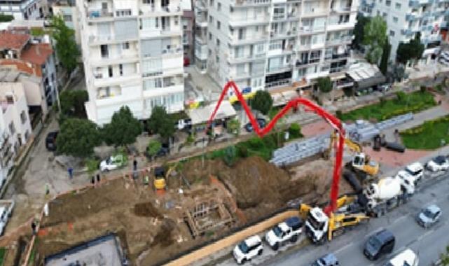 İzmir Büyükşehir Belediyesi Karşıyaka Yeni Girne Caddesi’nde Modern Üst Geçit Projesiyle Ulaşımı Rahatlatıyor