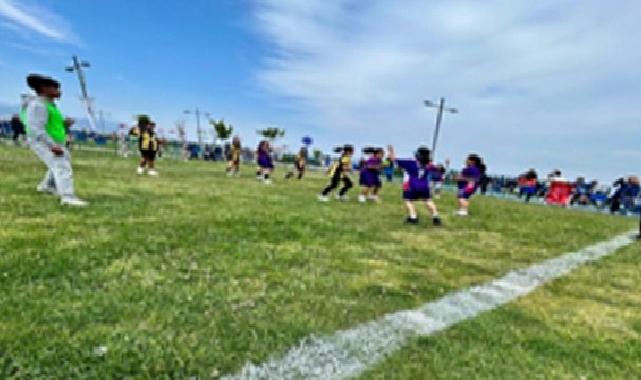 İzmir’de 23 Nisan Coşkusu: Egemen Çocuklar Hentbol Şenliği ile Son Buldu