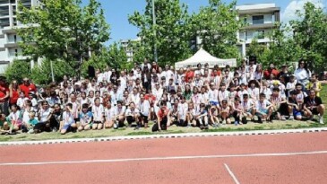 Karşıyaka Belediyesi’nden Çocuklara Özel Atletizm Şenliği ve 23 Nisan Coşkusu