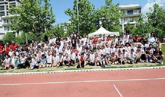 Karşıyaka Belediyesi’nden Çocuklara Özel Atletizm Şenliği ve 23 Nisan Coşkusu