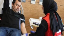 Kartepe Belediyesi ve Kızılay İş Birliğiyle Kan Bağışı Kampanyası Başarıyla Gerçekleştirildi