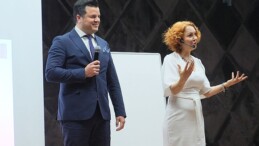 Kemer Belediye çalışanına seminer