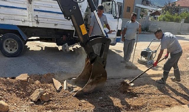Kemer Belediyesi Yol Bakım ve Onarım Çalışmalarıyla Güvenli ve Konforlu Yollar Sunuyor