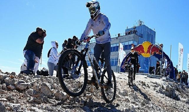 Kemer’de Sky To Sea Dağ Bisikleti Yarışları Başladı
