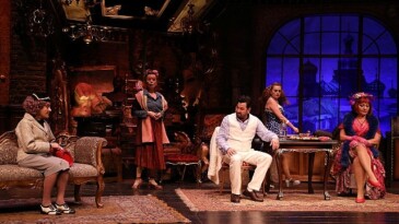 Kentin Tiyatrosu “Gidiş Dönüş Moskova (Retro)” Oyunuyla Ataşehir’de