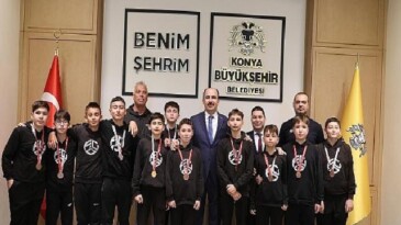 Konya Büyükşehir Belediyesi’nin Destekleriyle Voleybol Şampiyonalarında Büyük Başarılar