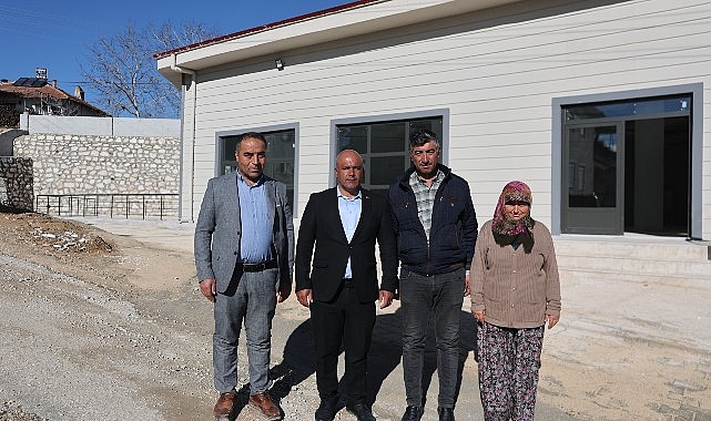 Korkuteli Dereköy’de çok emelli salon tamamlandı