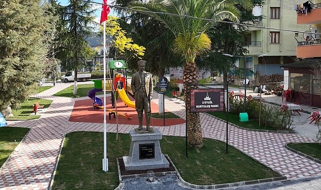 Kurtuluş Parkı yenilenen yüzüyle Beydağ’a nefes oldu