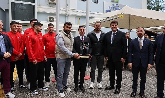 Lider Aras Alanda: “Fethiye’de Çalışmaları Yerinde İnceledi”