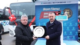 Lider Büyükakın öncülüğünde kente bedel katan bir adım daha Büyükşehir’den ulaşıma 27 yeni otobüs